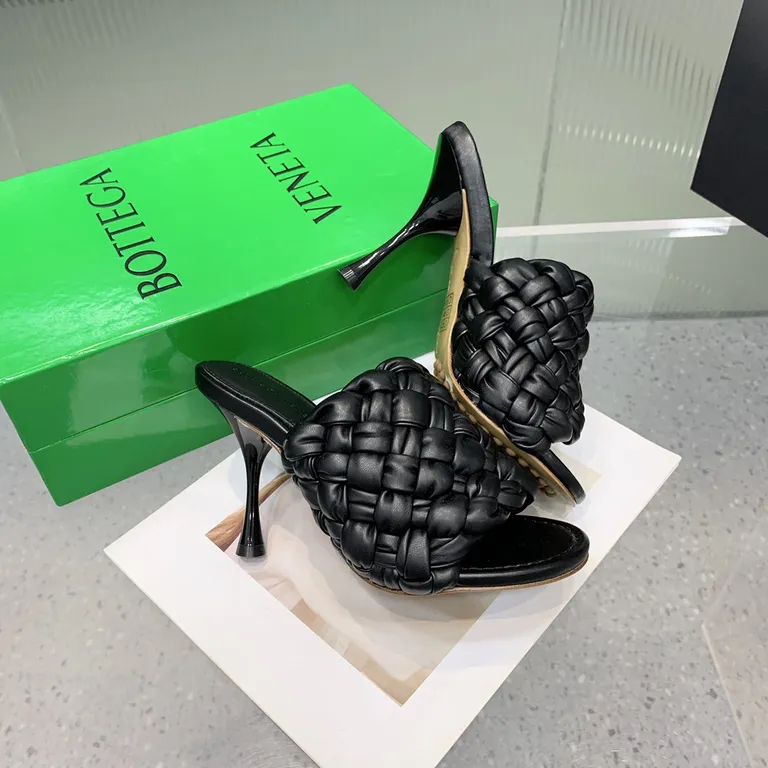 Bottega Veneta Shoe 